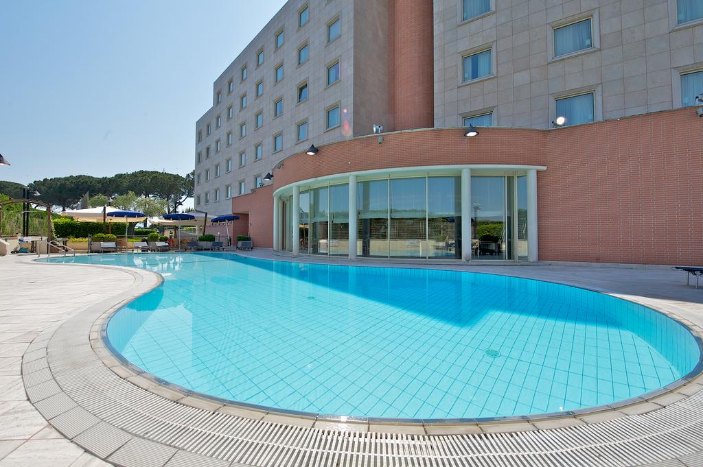Novotel Roma Est - Tap to explore photos