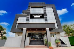 Super Townhouse Chakan MIDC Pune Formerly Renuka Executive, Pune