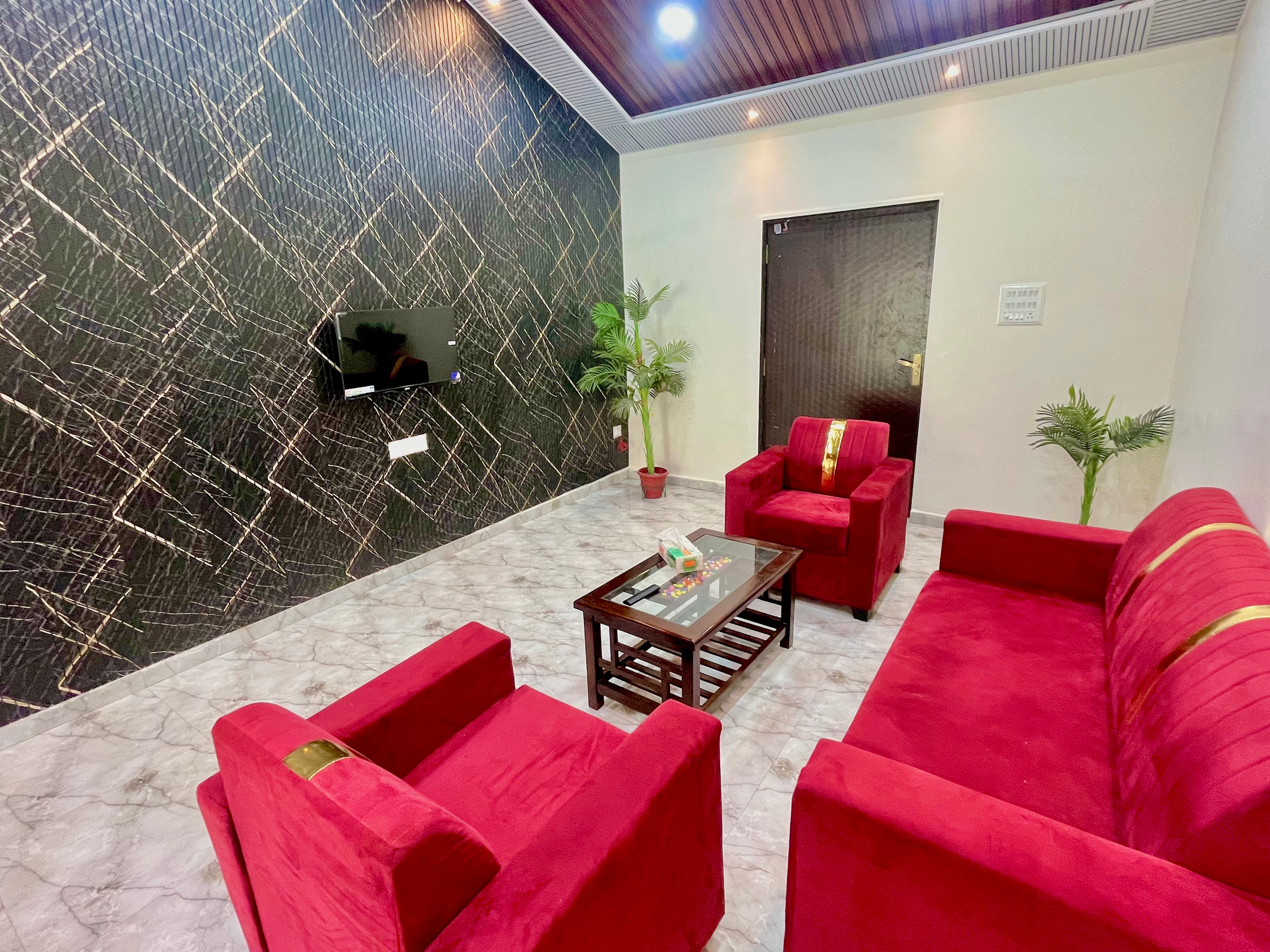 3bhk mountain view villa with private pool - Tap to explore photos