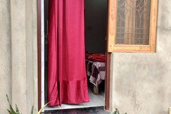 Modern Comfort Homestay Near Prayagraj Chheoki, Prayagraj