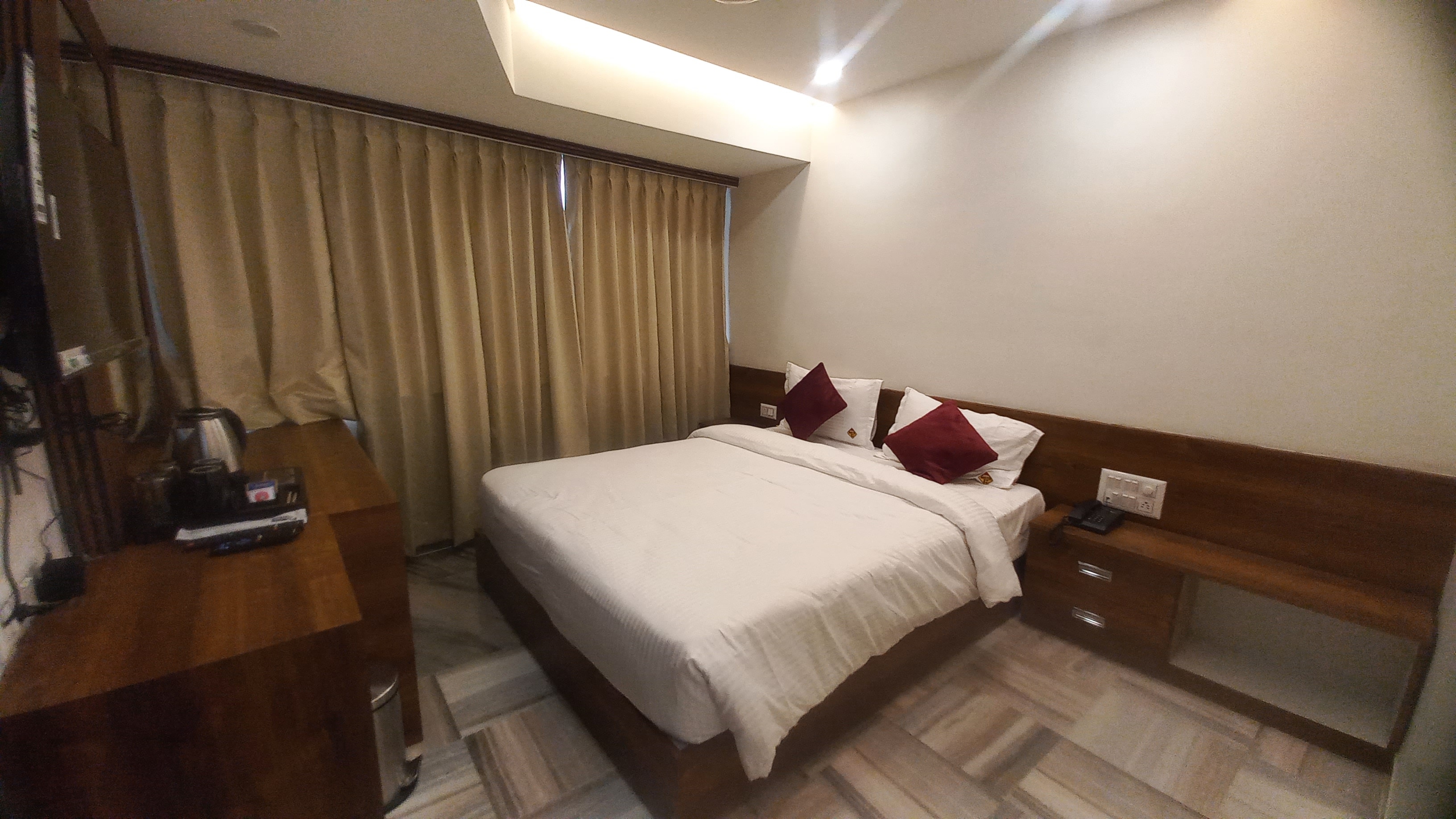 Hotel Vrindavan 2
