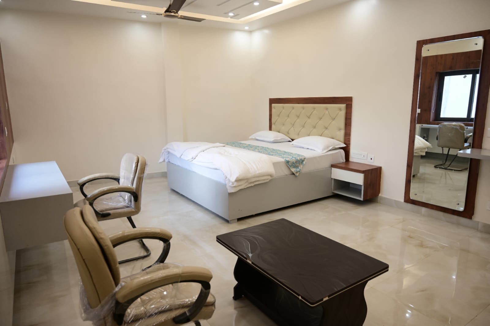 Hotel Aastha & Banquets - Tap to explore photos