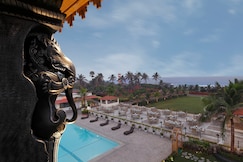 Palm Beach Hotel & Resort