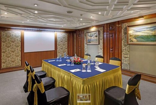 Comfort Inn Sunset Ahmedabad Inr 1200 Off 6 0 0 0 Hotel