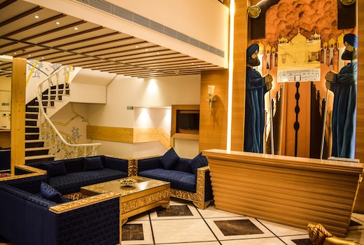 One Earth GG Regency (80 Steps to Golden Temple)