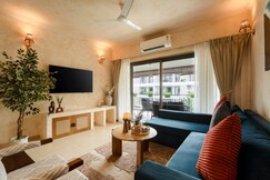 Mediterranean Luxury Apt with resort amenities, Goa