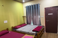 Aisiri Comforts Beach Stay and Cafe, Gokarna