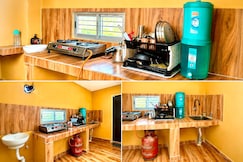Peaceful Patch Homestay Unit 2 Willow, Guwahati