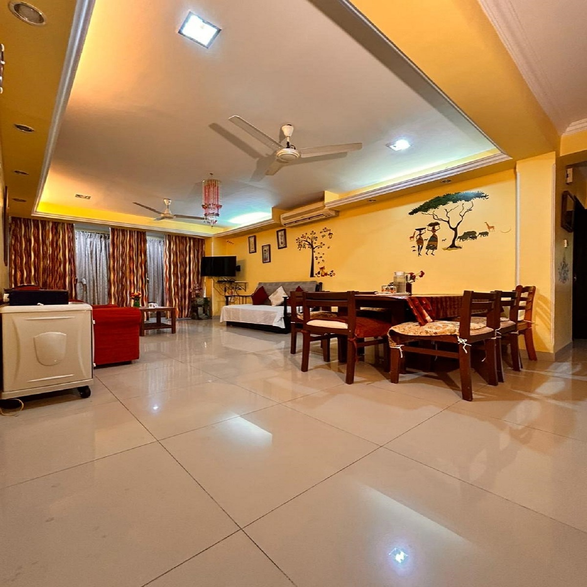 Omi Homestays near Miramar beach - Tap to explore photos