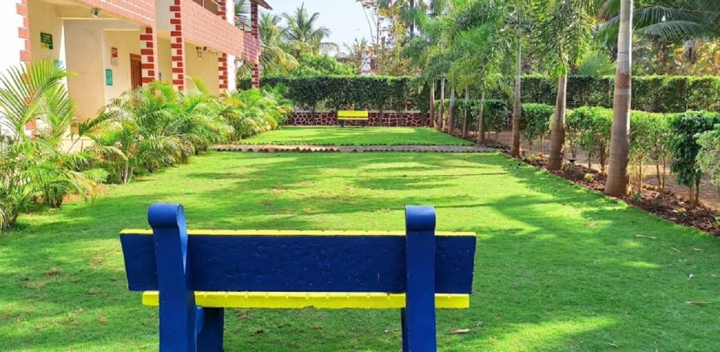 Kamal Bungalow - Tap to explore photos