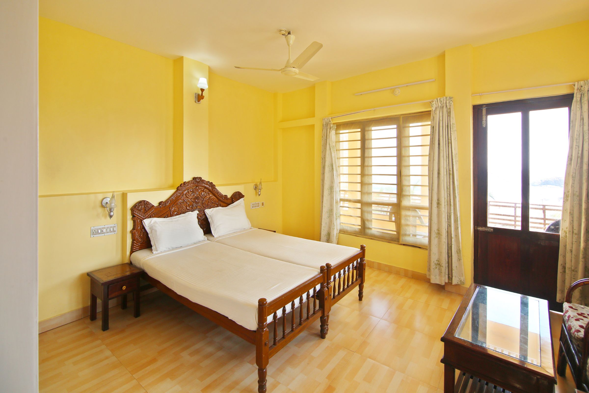 Passage To India | Rooms in a Cottage - Tap to explore photos