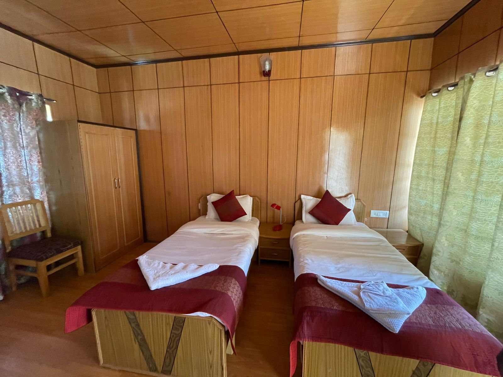 Chamba Hotel And Restaurant - Tap to explore photos