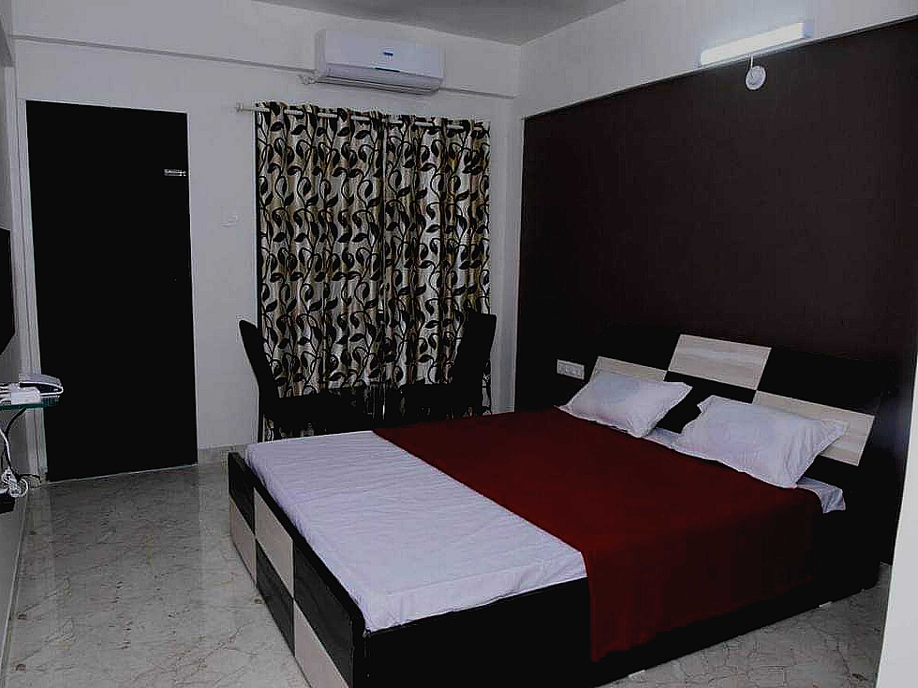 Hotel O Sanvi Resort - Tap to explore photos