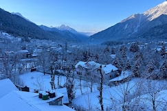 The Riviera Hotel, Pahalgam