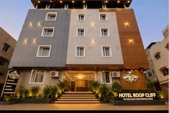 Roop Cliff, Bhopal