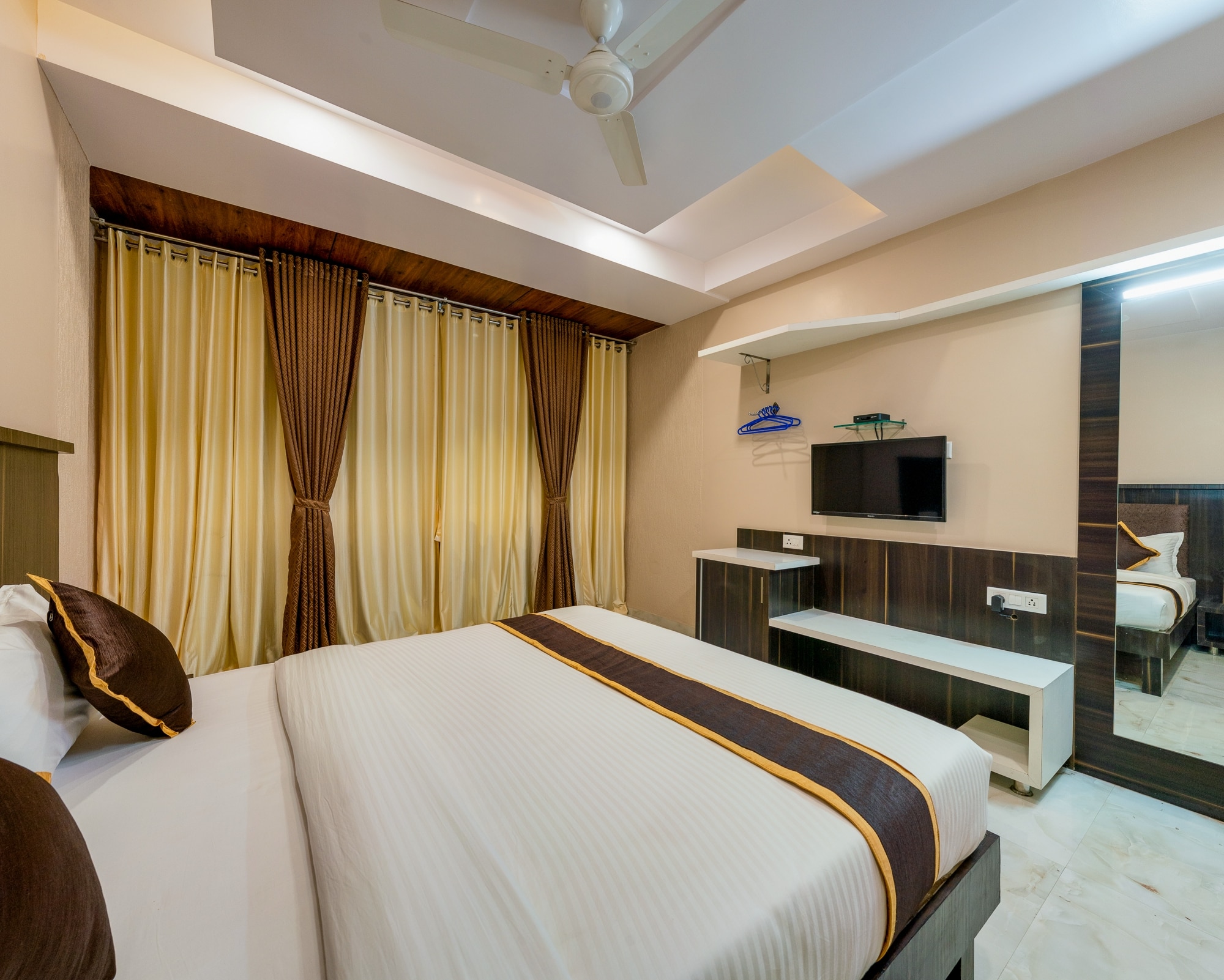 Hotel Aathitya Satkar 2
