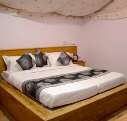 Luxury Tent