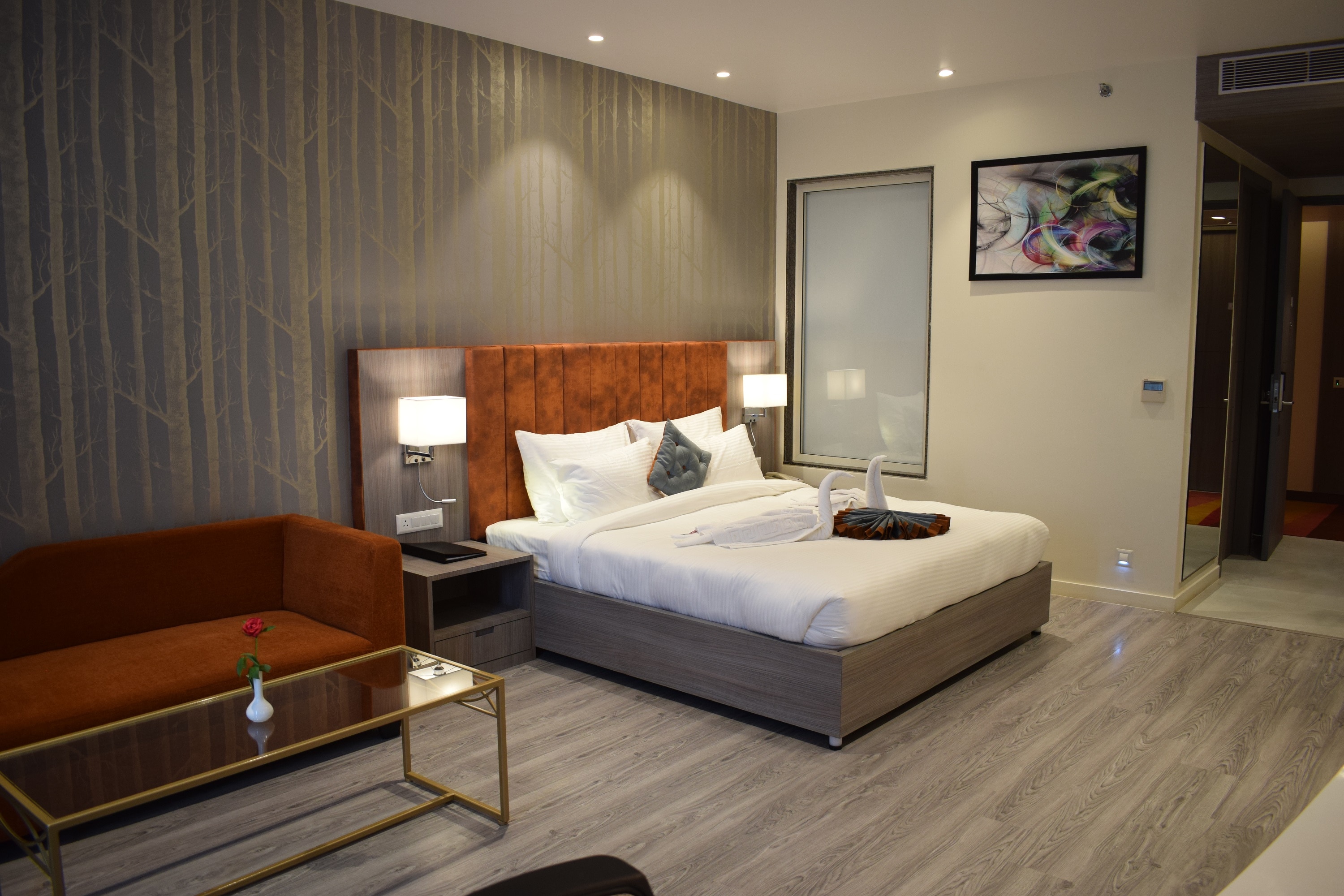 Hotel Deep Clarks Inn Lucknow - Tap to explore photos