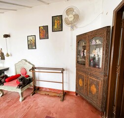Living Room with courtyard