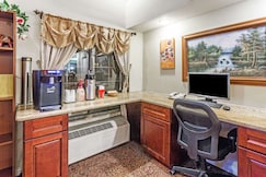 Howard Johnson by Wyndham Pasadena, Los Angeles