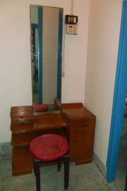 P6 Alipore-2 BHK Apartment - Tap to explore photos