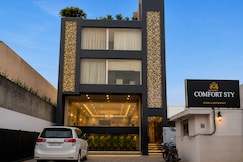 Comfort Stay - Near Airport, Lucknow