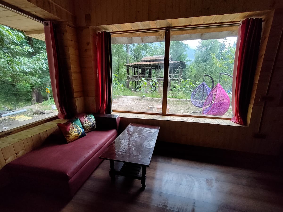 The Great Escape | Rooms in a Homestay - Tap to explore photos