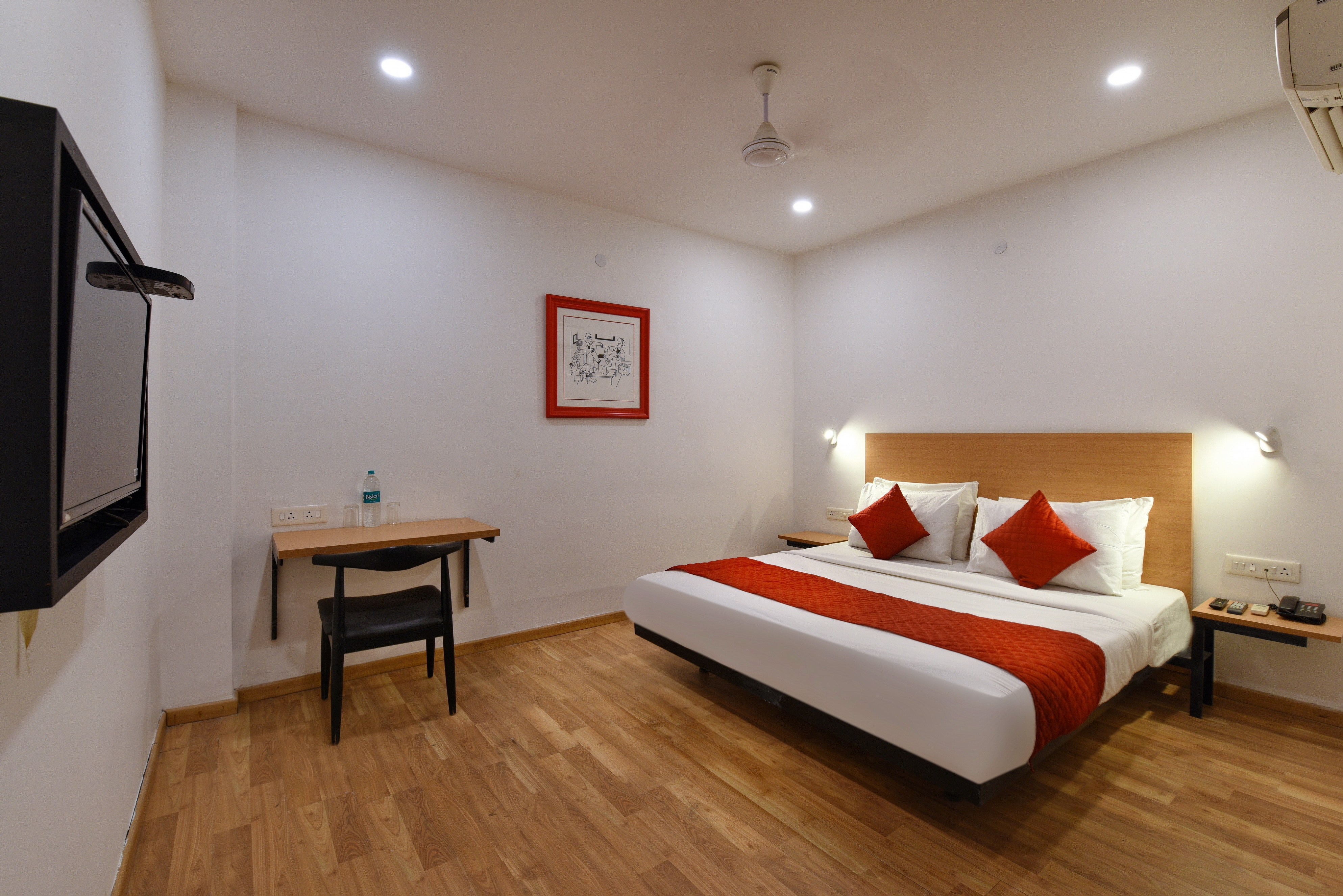 Hotel Saffron Gold By F9 Hotels - Tap to explore photos