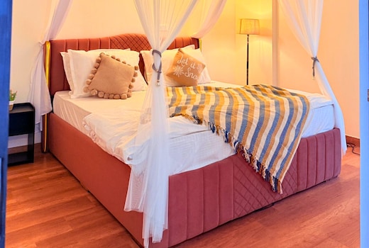 Cayetana Jacuzzi Suite   Balcony   Tonk Road