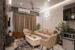 Casa luxe stays, Noida