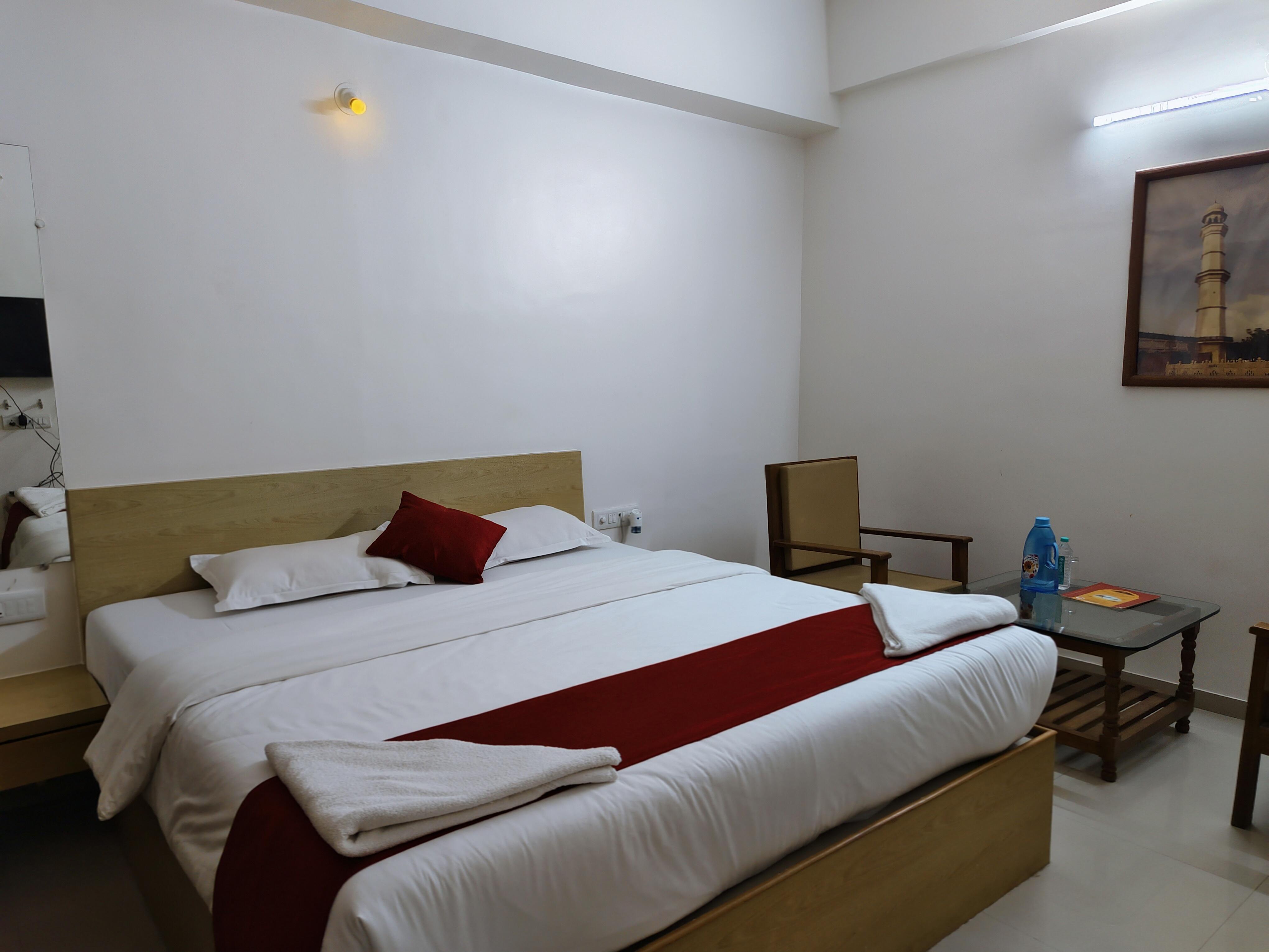 Rajasthani Rajwadi Hotel & Restaurant 2