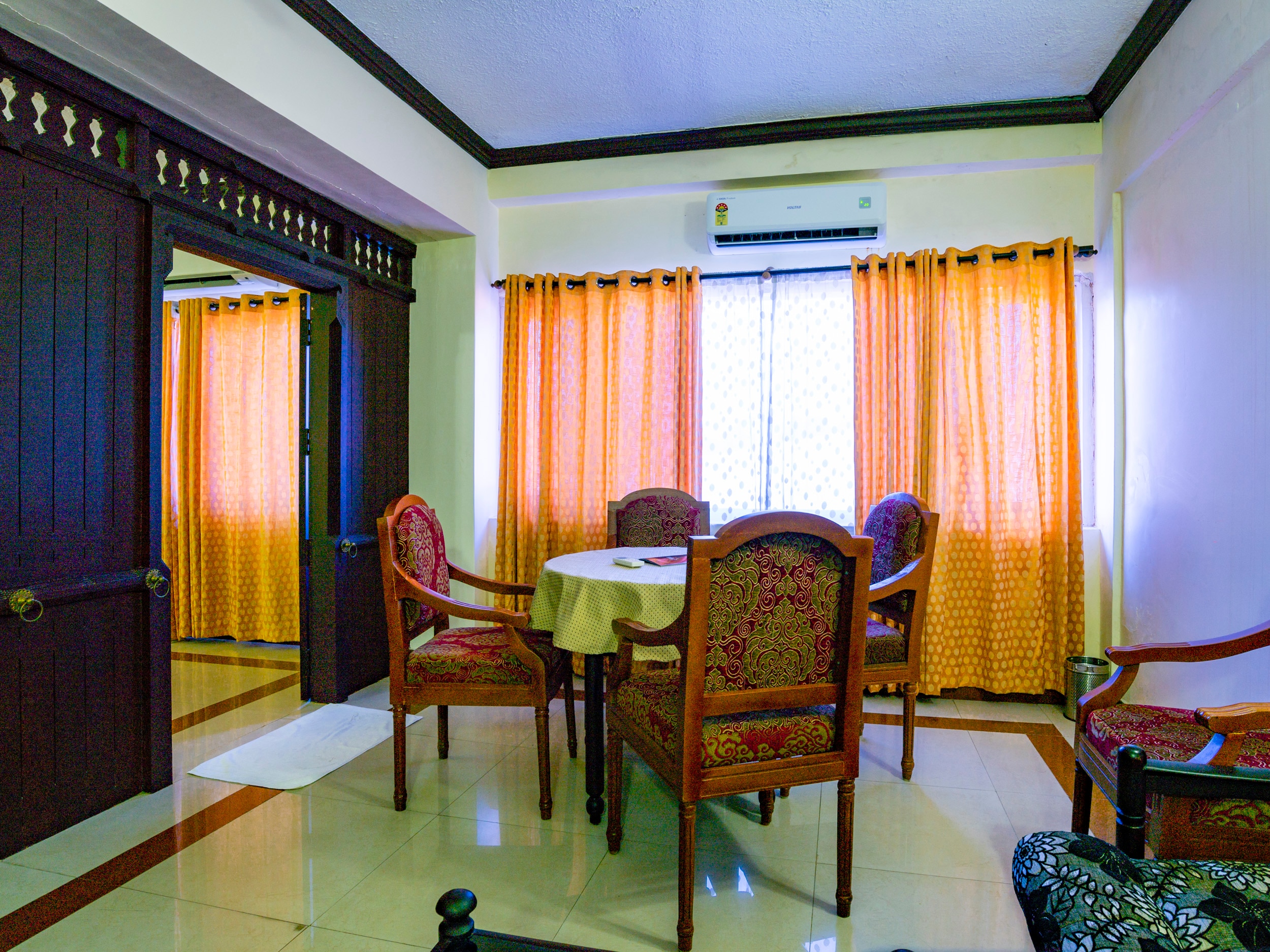 Alleppey Prince Hotel - Tap to explore photos
