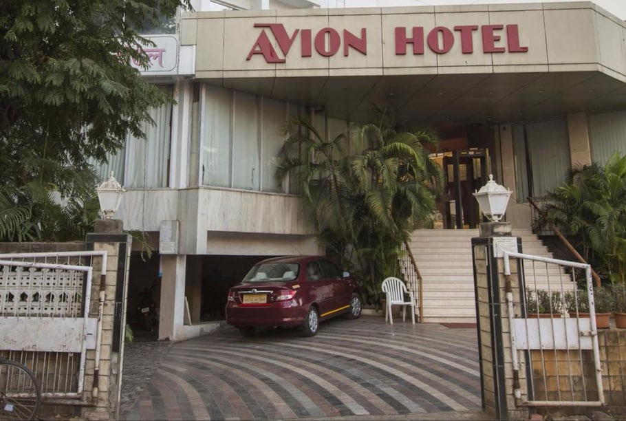 Hotel Avion Park - Near Mumbai International Airport www.makemytrip.com