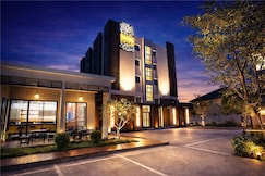 Collection O The Bangkok Cha Cha Suite, Bangkok