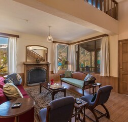 Living Room 1