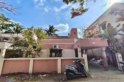 Vintage Villa with Projector, Chennai