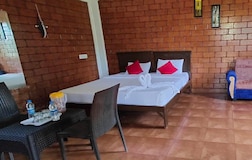 201 Couple Villa Balcony Room