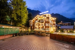 Hotel Bombay Palace (Centrally Heated), Pahalgam