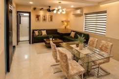 Jacuzzi BathTub Rooms in Shared Pool Villa Room1, Thane