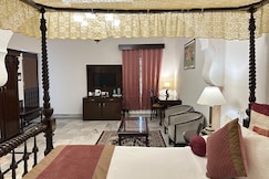 Rajmahal The Palace, Chatarpur