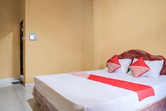 OYO 93332 Kharis Home Stay, Jayapura