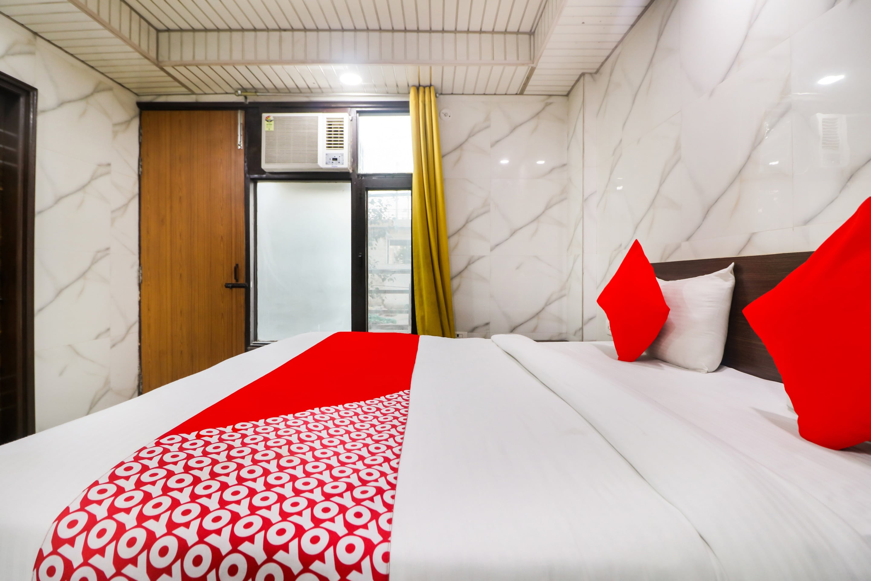 Hotel O Dwarka In - Tap to explore photos