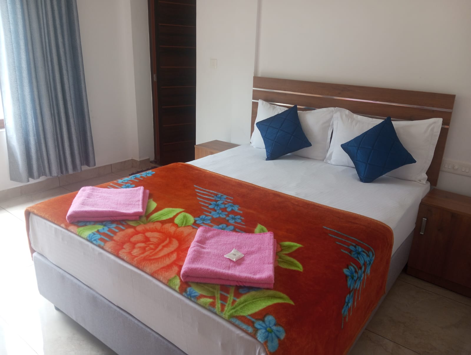 Aspiring 4BHK - Tap to explore photos