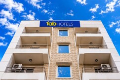 FabHotel Premium Stay Dasrathpuri, Delhi