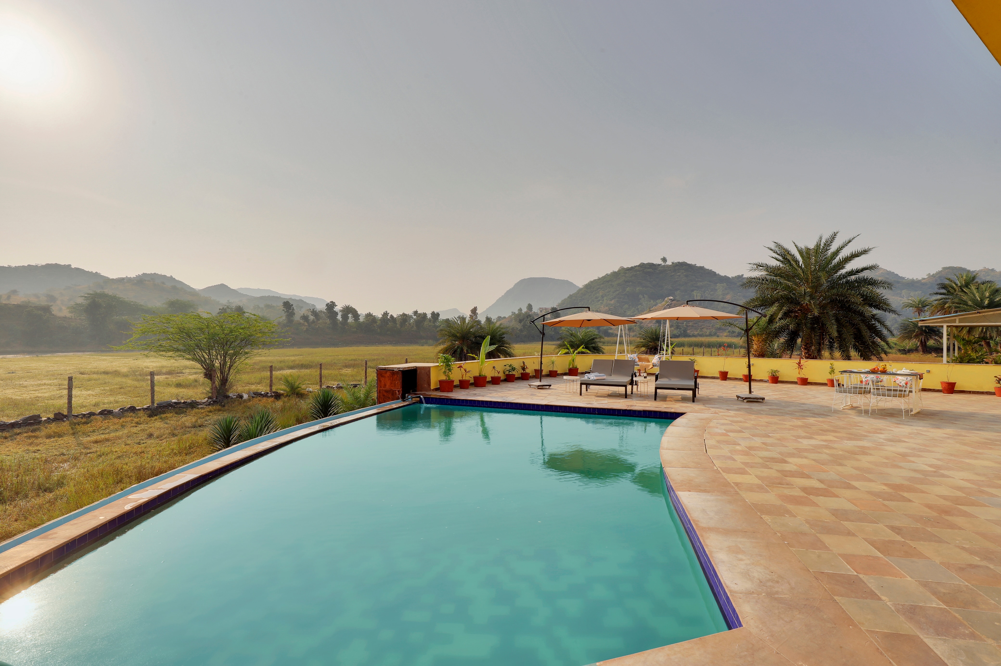  Ara Valley Luxury 4BHK with Pvt Pool By Elilux - Tap to explore photos