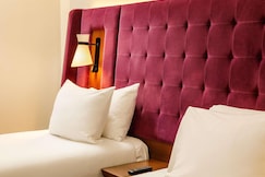 Mercure London Bridge,  London