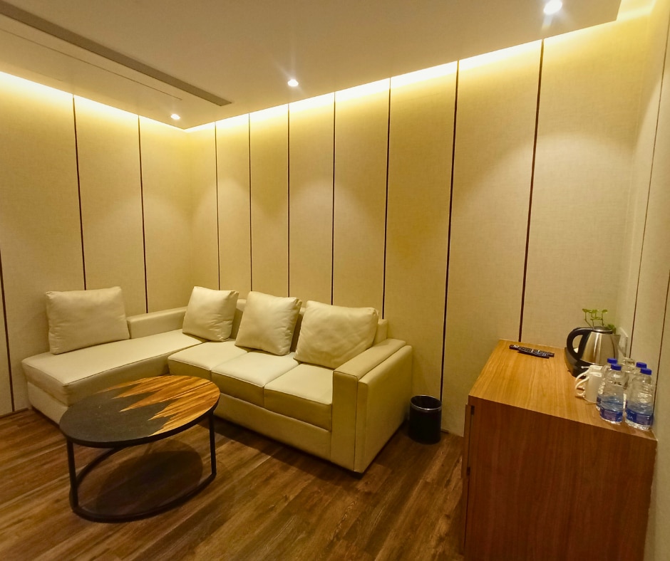 The White IBIS A Boutique Hotel - Tap to explore photos