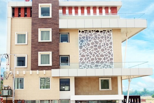 Comfort Inn Benares Varanasi Inr 601 Off 3 2 0 0 Hotel