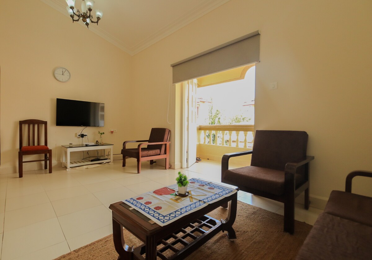 Casa Sequeira - 2BHK Candolim - Tap to explore photos