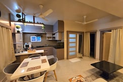 Entire 2BHK Apartment With Serene Jagannath Temple View, Puri